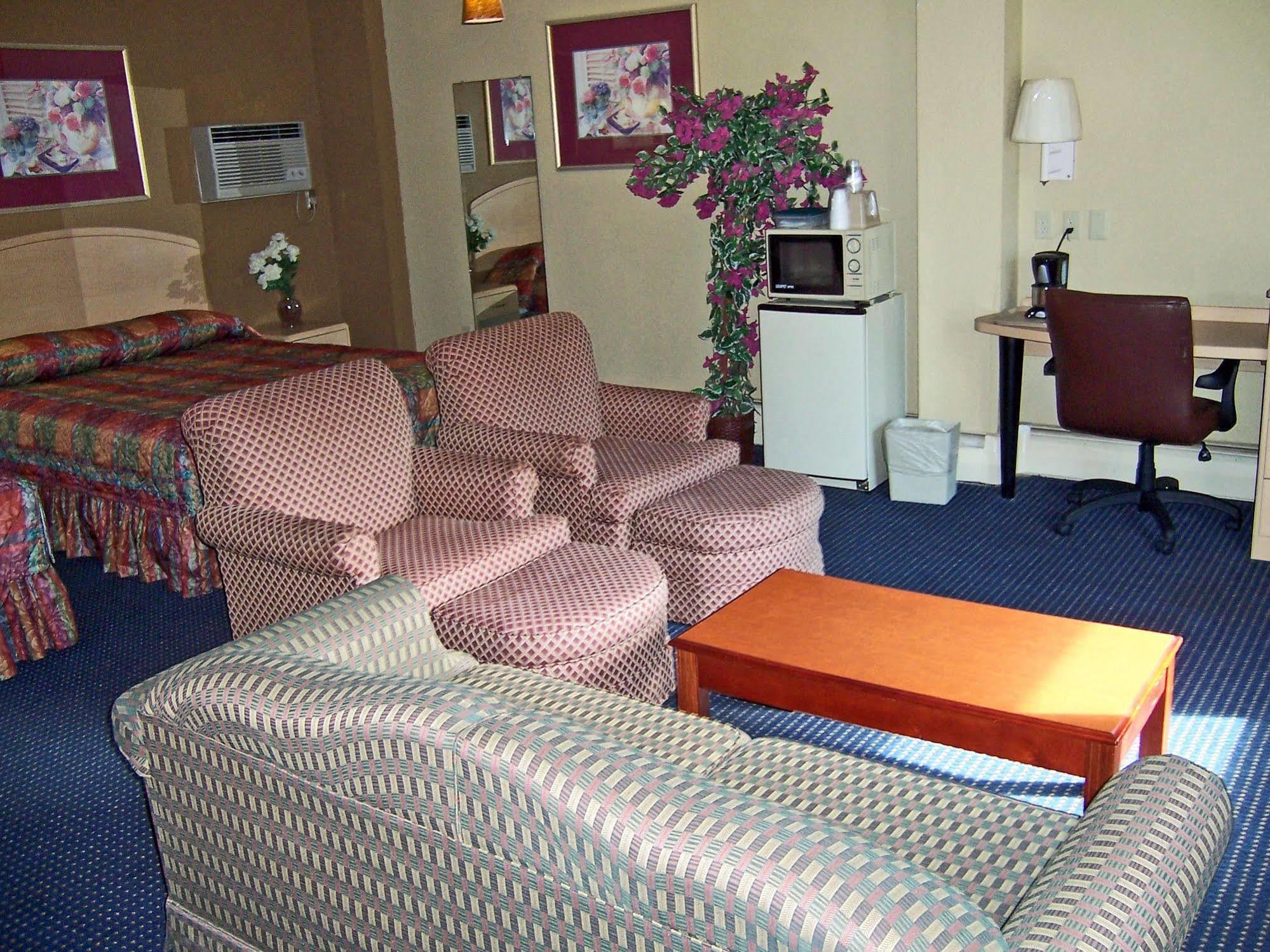 River's Edge Hotel